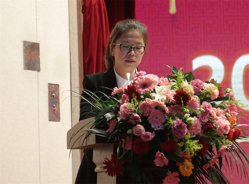 集团执行总裁、江苏九州官方网站公司总经理石伟伟同志宣读人事任免决定